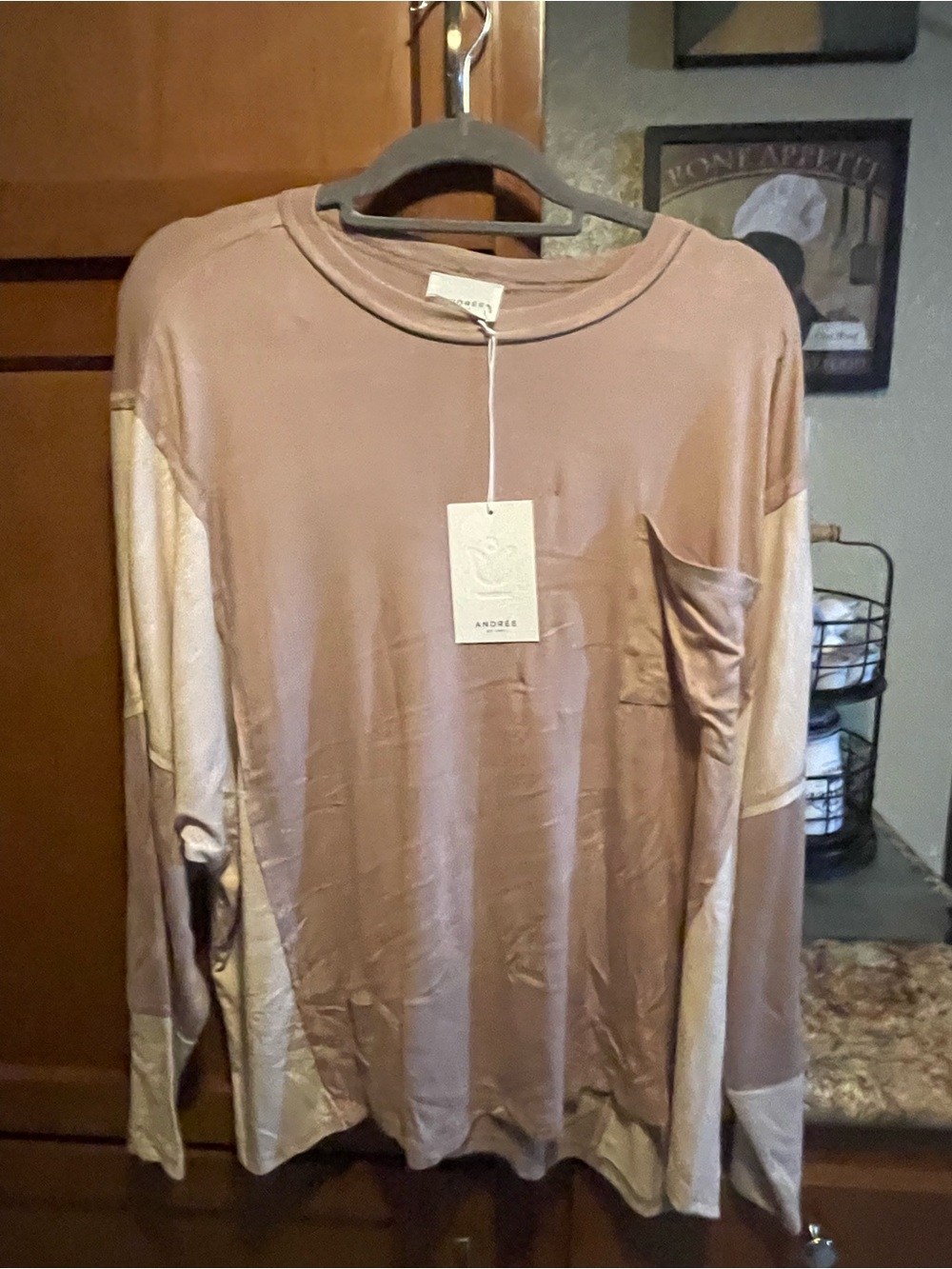 ANDREE BY UNIT Men's Long-Sleeve Pocket Tee in Dusty Rose and Cream